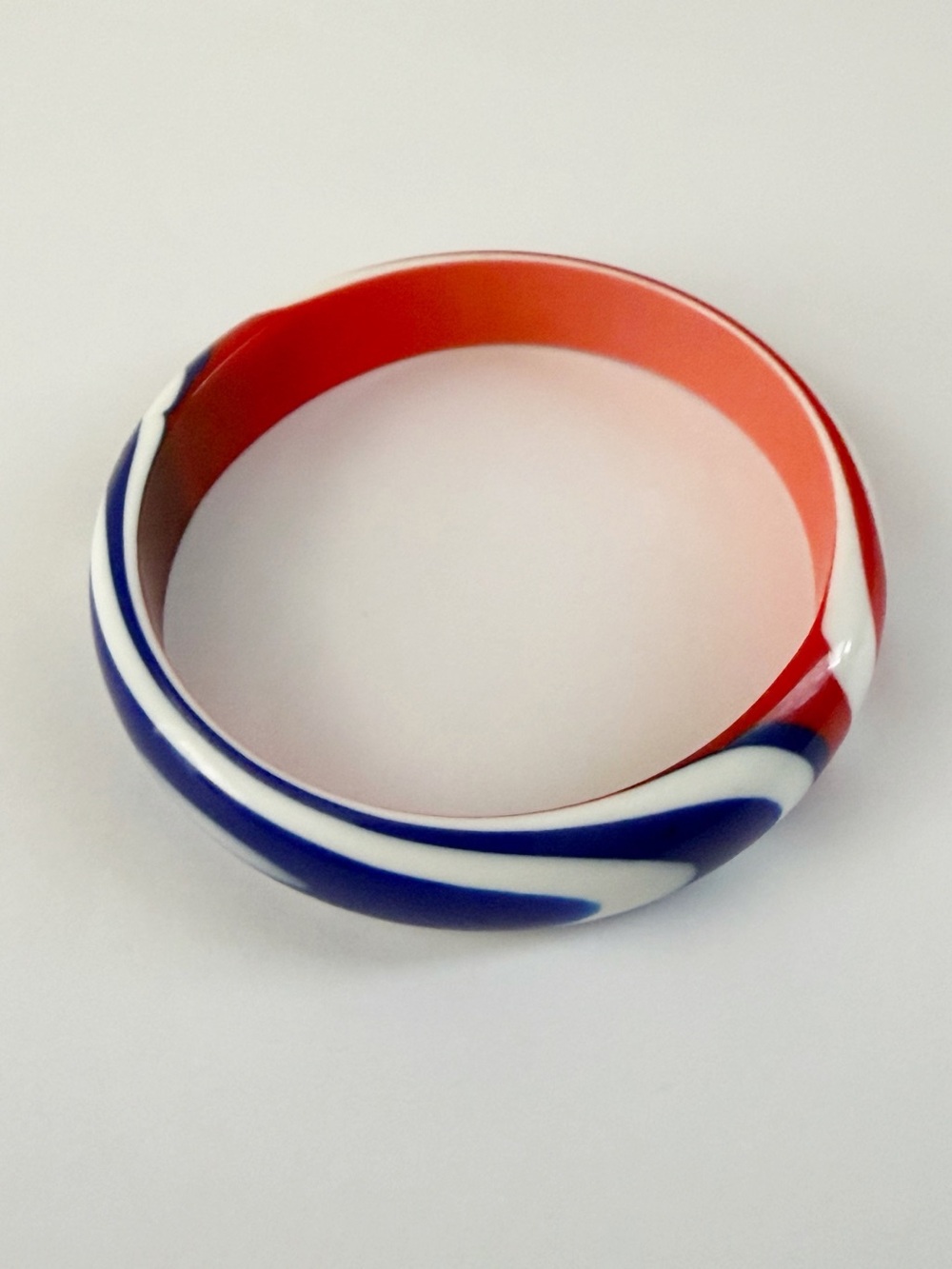 Vintage 1960’s Red White & Blue Swirl Plastic Bangle Bracelet